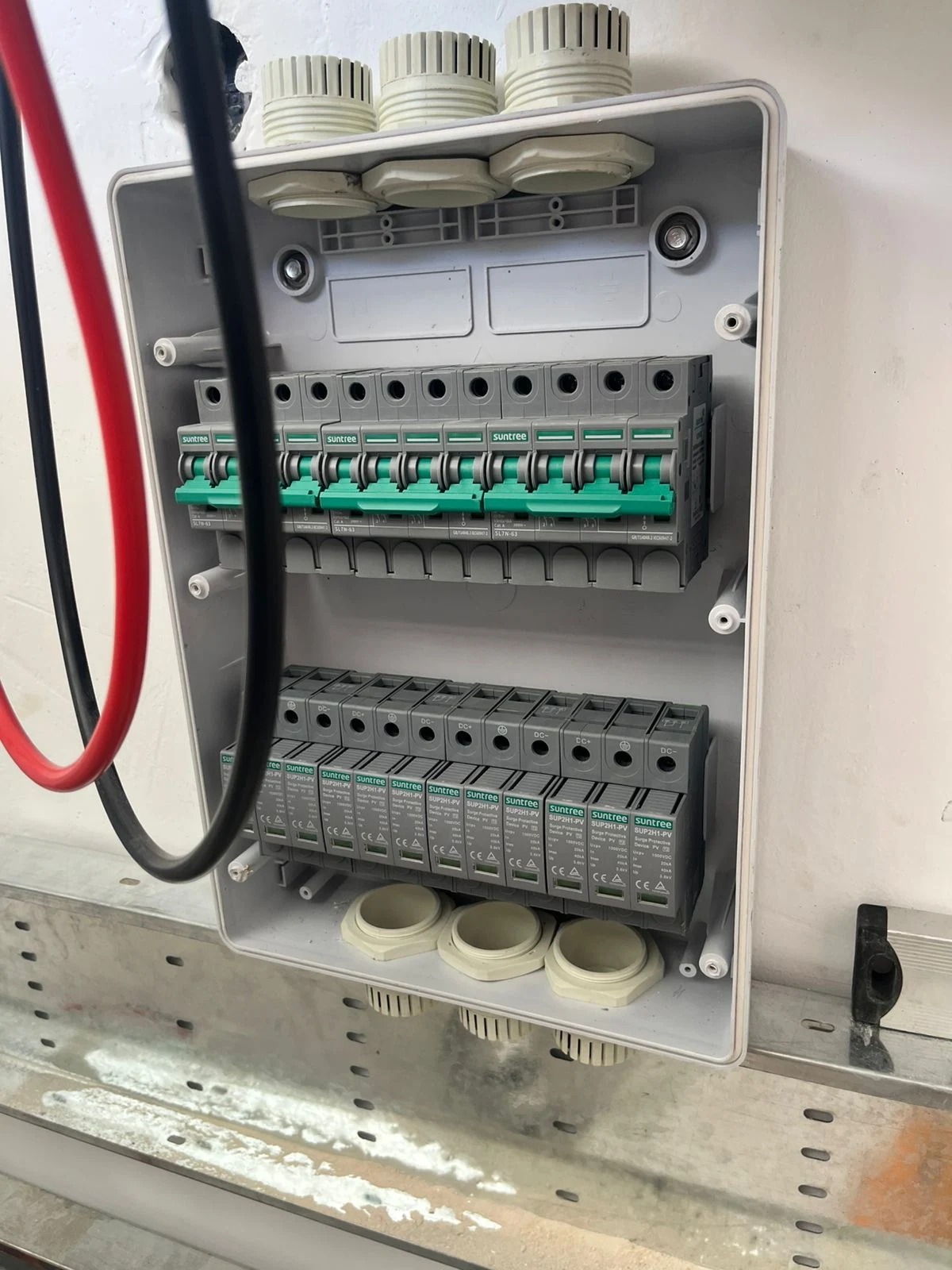 DC Combiner & Surge Protection